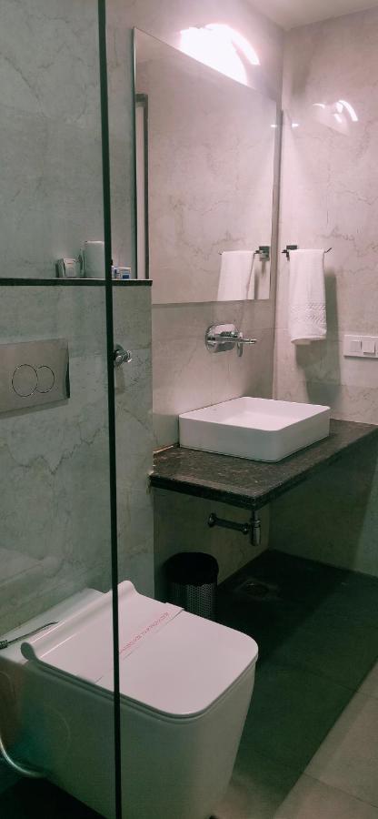 Vijay Vilas Hotel & Convention Hall Агра Экстерьер фото